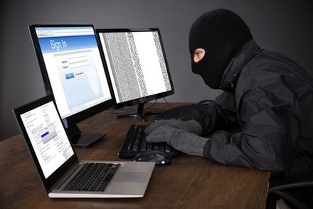Cyber-criminalité : les citoyens bien plus inquiets que les chefs d’entreprises