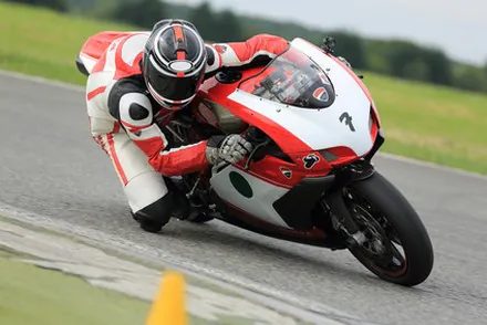 Assurance Moto : Le précieux sésame sur circuit