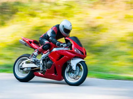Le Courtier du Motard associé à Novélia